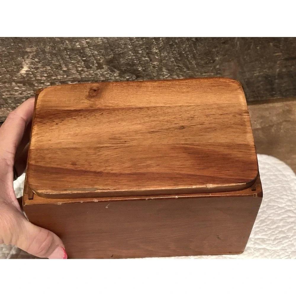 Vintage rustic wood recipe box‎ cottage core style decor open top lid 70's style